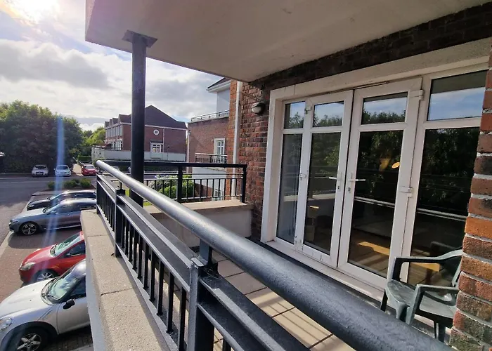 3 Bedroom Centre * ゴールウェイ