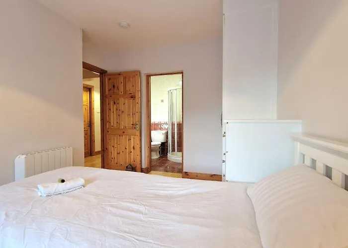 3 Bedroom Centre Appartement *